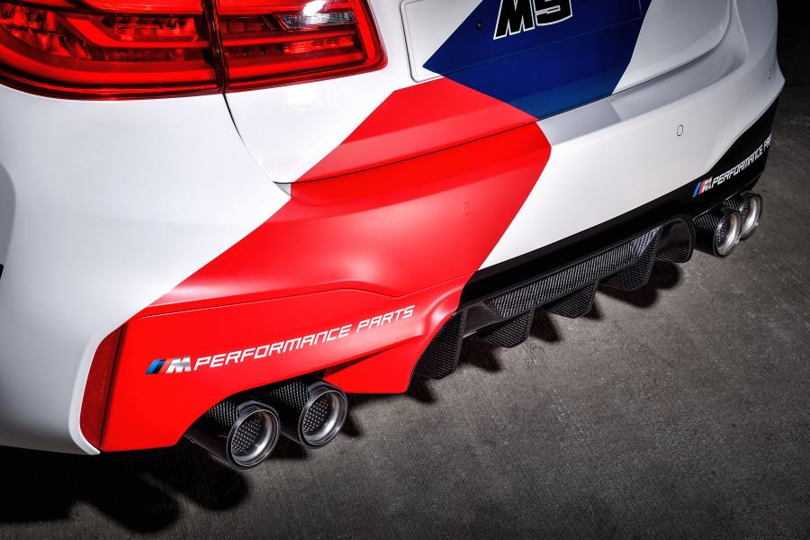 Детали экстерьера BMW M5 MotoGP Safety Car (F90) 2018 года  (фото 22 из 56)